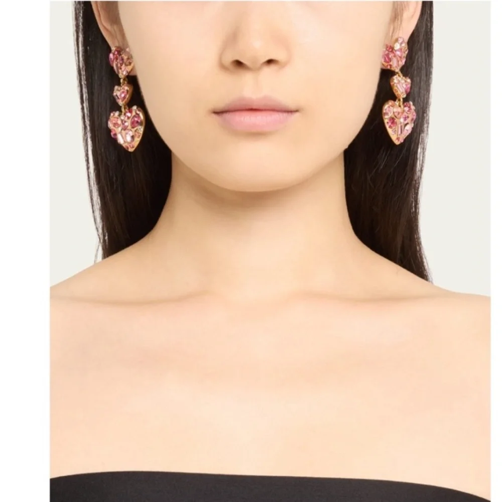 Oscar de la Renta • Gemstone Heart drop earrings